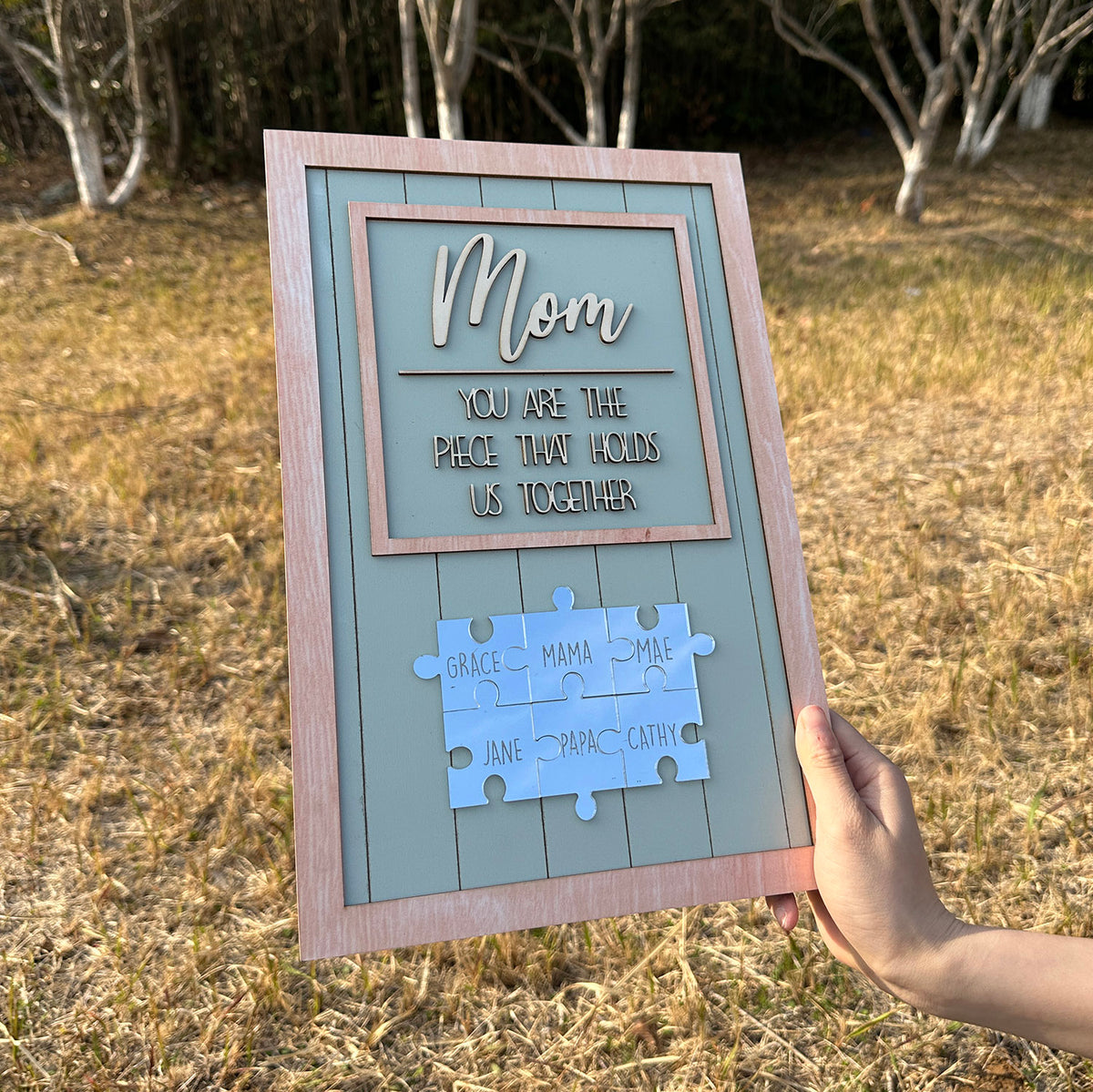 "MOM YOU ARE THE PIECE THAT HOLDS US TOGETHER" Puzzle Mom with Kids Sign