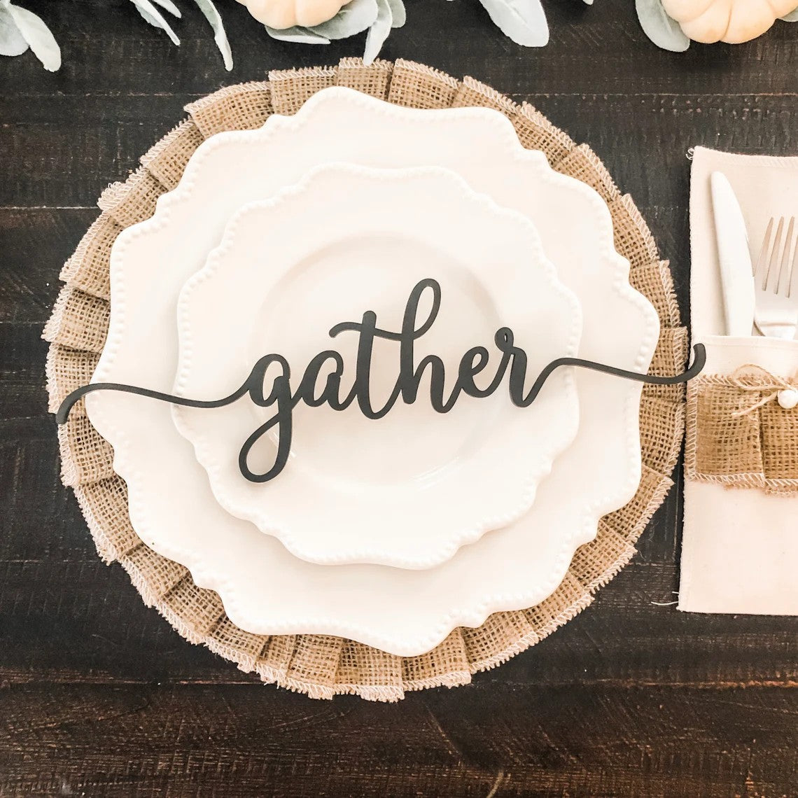 Wooden Place Cards For Family Gathering Holiday Table Decoration