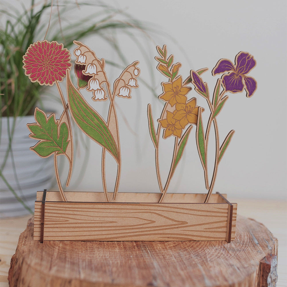 Engraved Birth Month Flower Garden Decorative Piece for Home and Housewarming Gift Christmas Gift For Mom Grandma